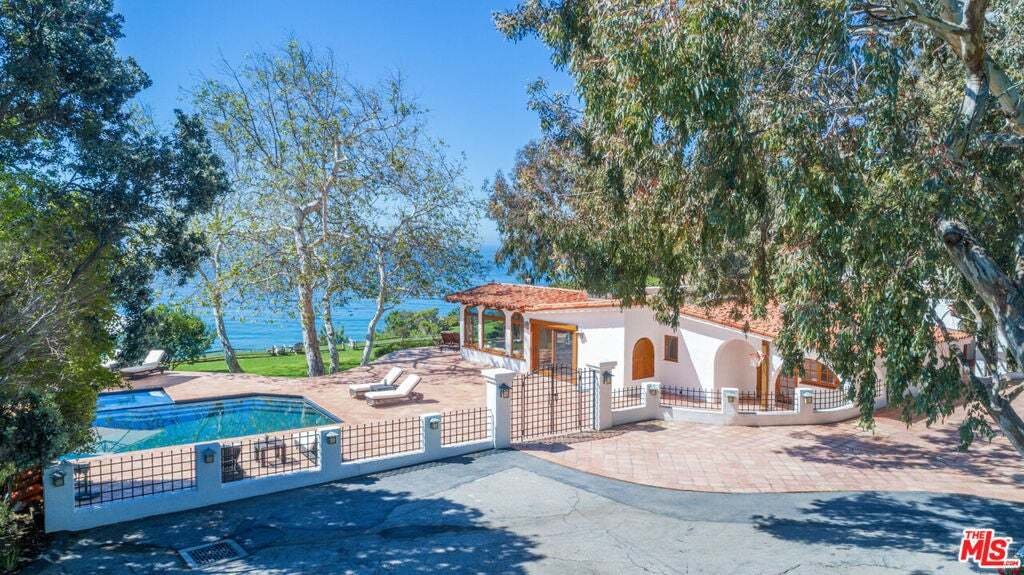 House in Malibu, California, United States 1 - 18908882