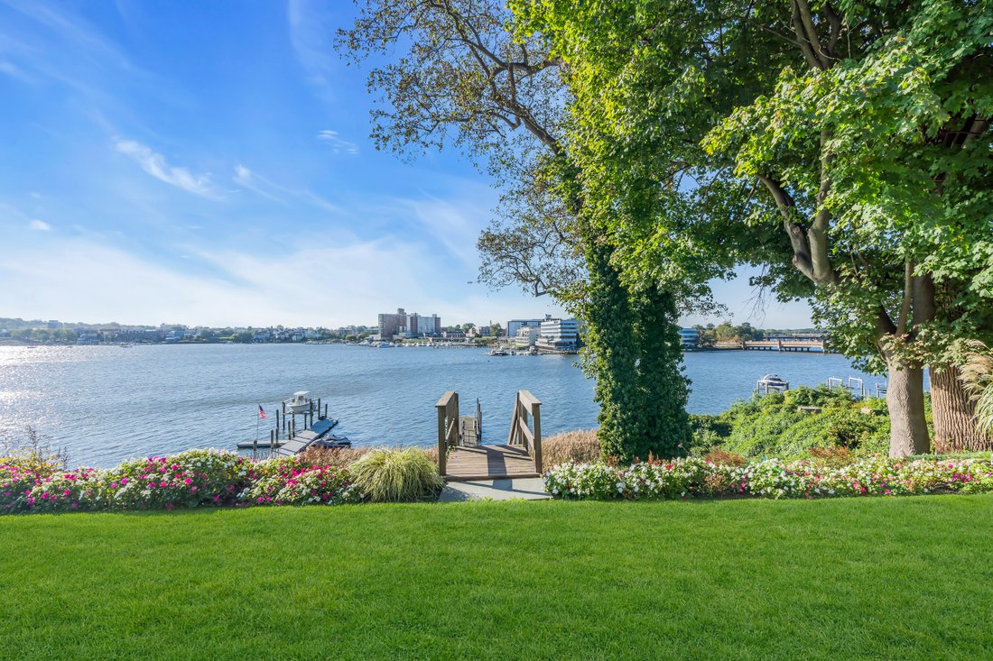 House in Red Bank, New Jersey, United States 4 - 18906750