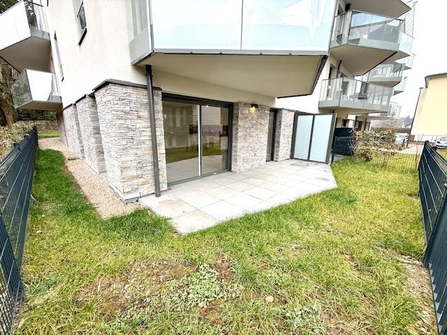 Appartement à Divonne-les-Bains, Auvergne-Rhône-Alpes, France 2 - 18920799