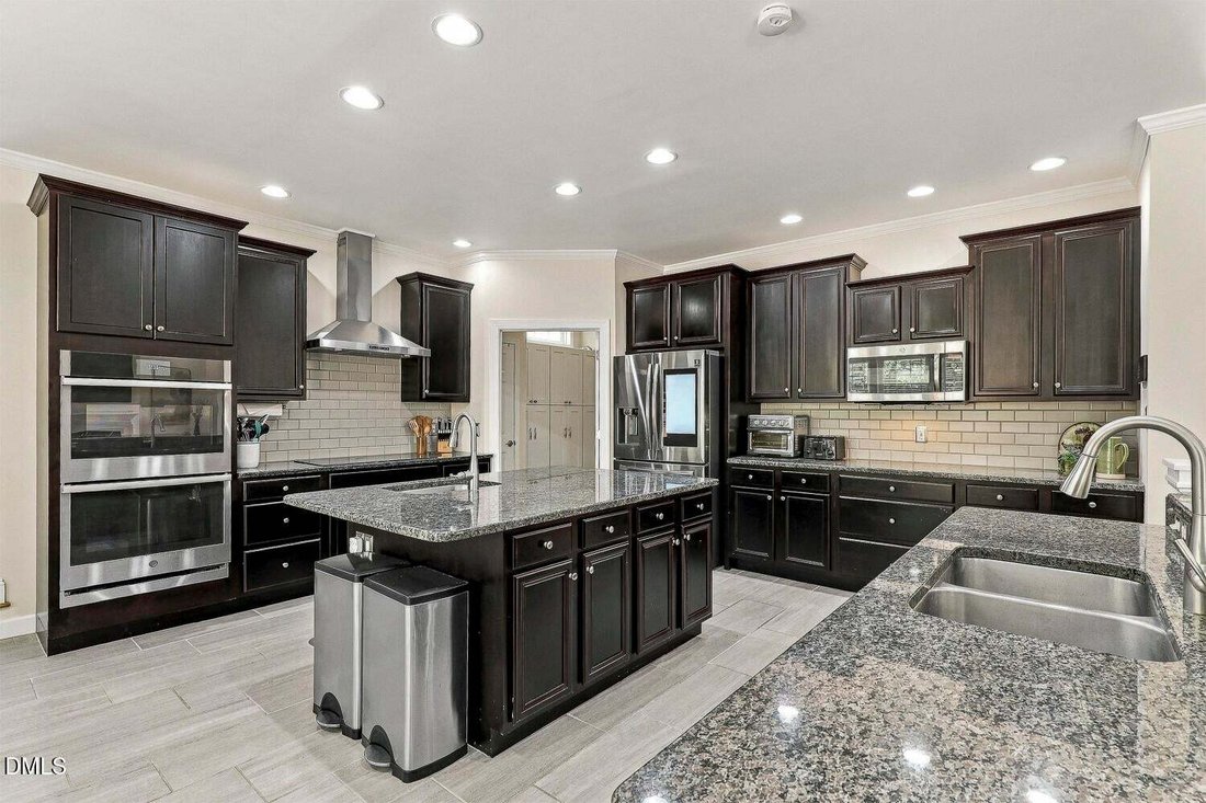 House in Cary, North Carolina, United States 4 - 18909670