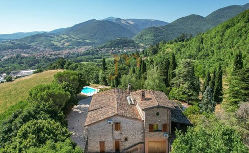 Villa a Cagli, Marche, Italia 1