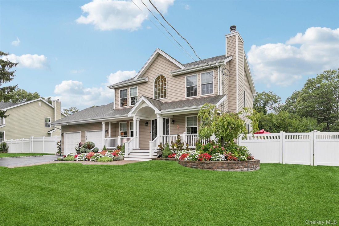 House in Shirley, New York, United States 4 - 18910690