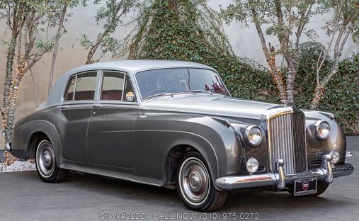 Bentley S2 in Los angeles, ca 1