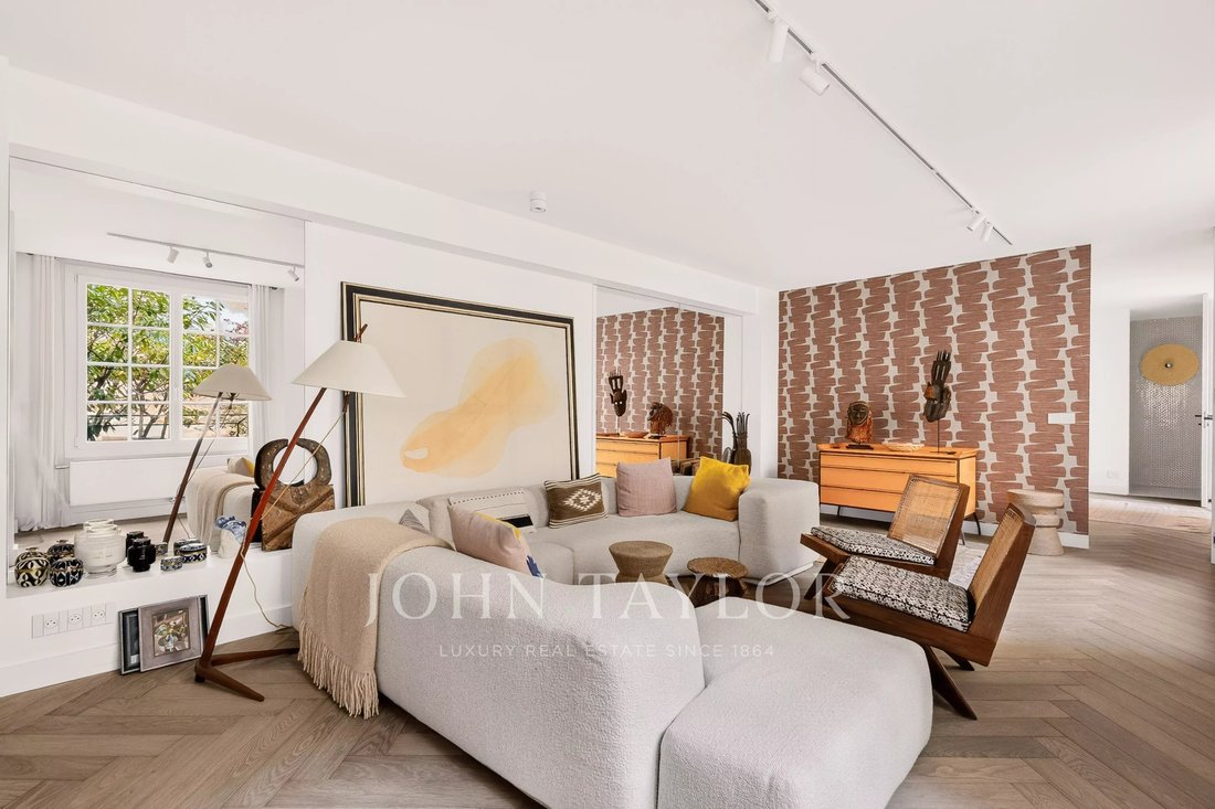 Apartment in Île Saint Louis, Paris 4e Arrondissement, Paris 3 - 18908009