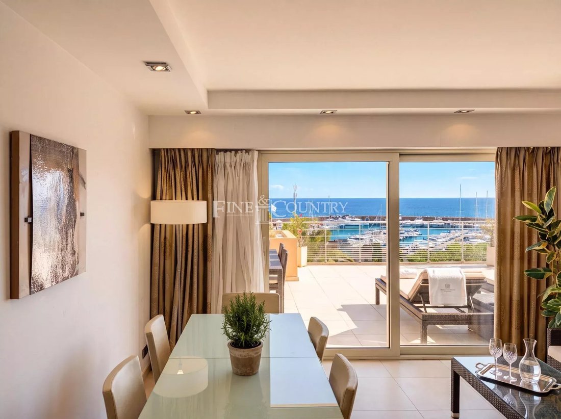 Penthouse in Théoule-sur-Mer, Provence-Alpes-Côte d'Azur, France 2 - 18920130