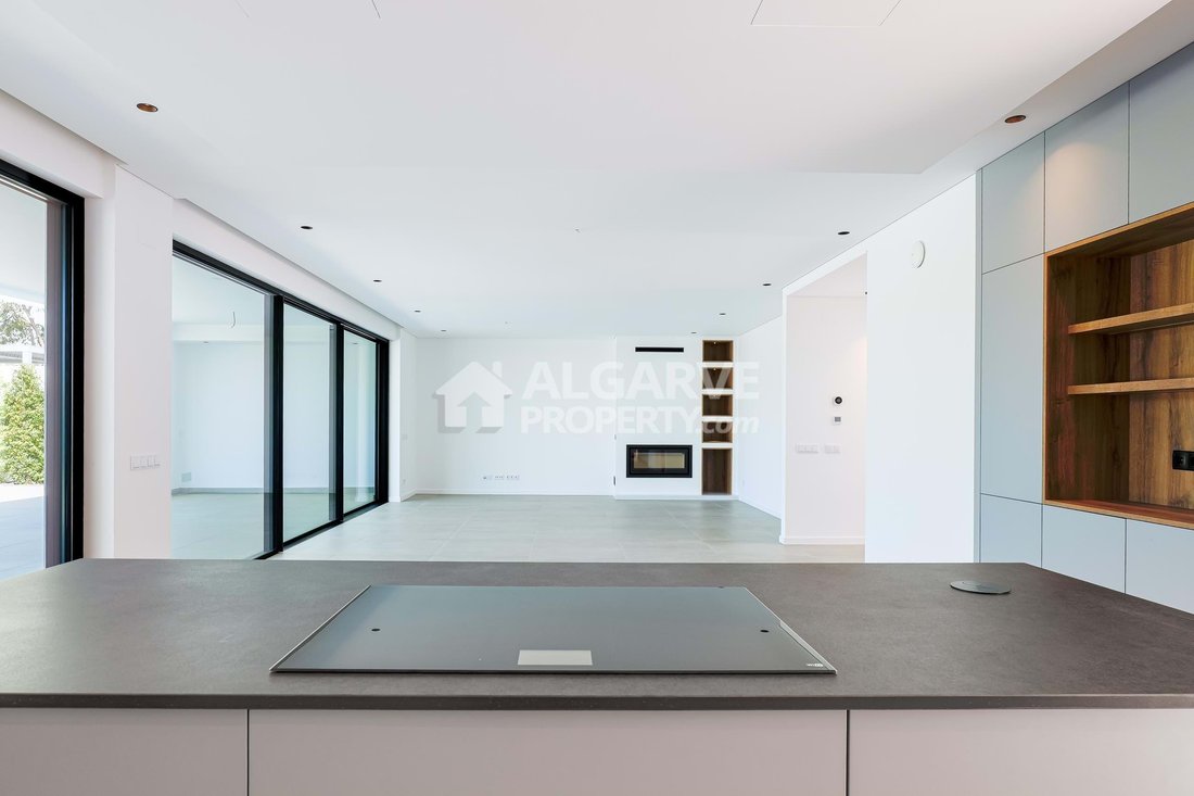 Villa in Vilamoura, Quarteira, Algarve 2 - 14656733