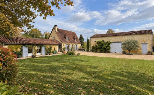 Villa in Antonne-et-Trigonant, Neu-Aquitanien, Frankreich 1