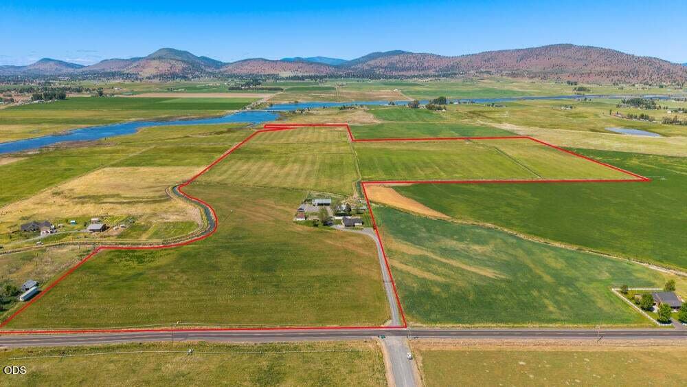 House in Klamath Falls, Oregon, United States 3 - 18909602