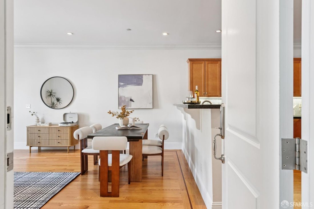 Condo in San Francisco, California, United States 4 - 18907733