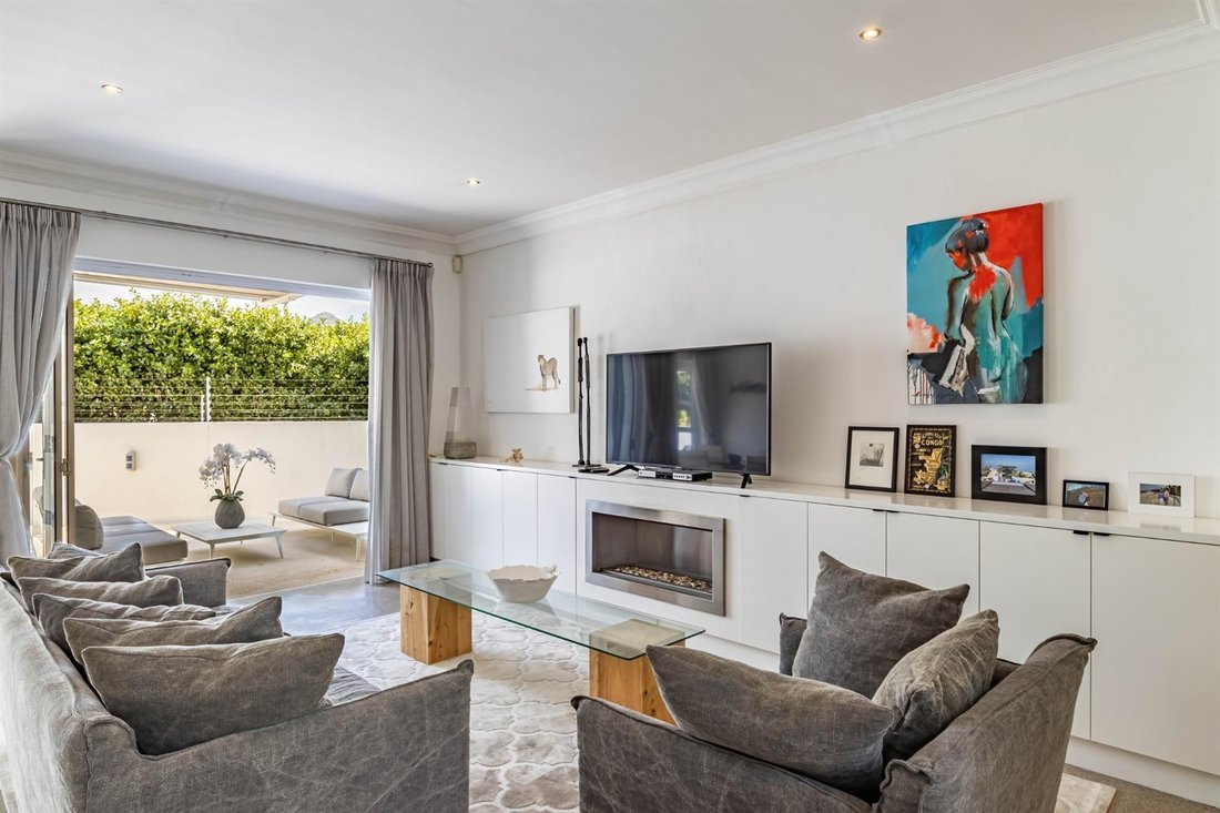 Townhouse in Hout Bay, South Peninsula, Cape Town 2 - 18917405