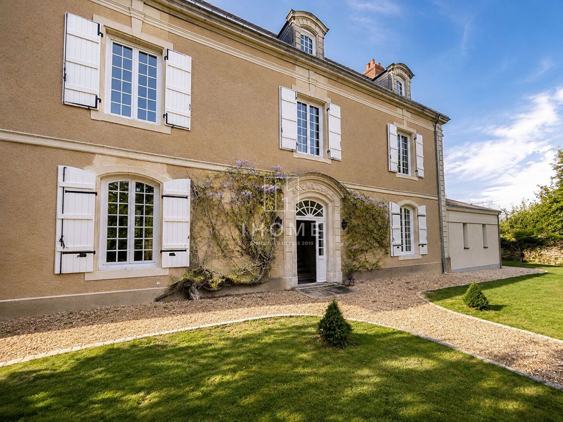 House in Soulaire-et-Bourg, Pays de la Loire, France 2 - 18907349