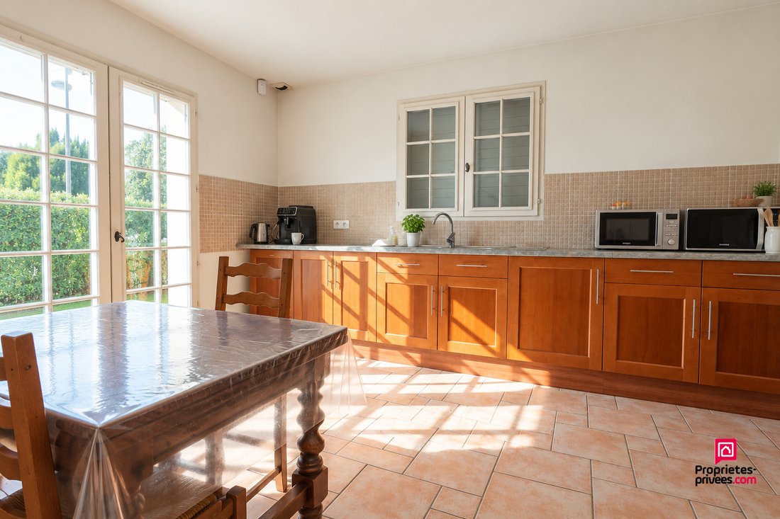 Villa in Solaize, Auvergne-Rhone-Alpen, Frankreich 4 - 18911631