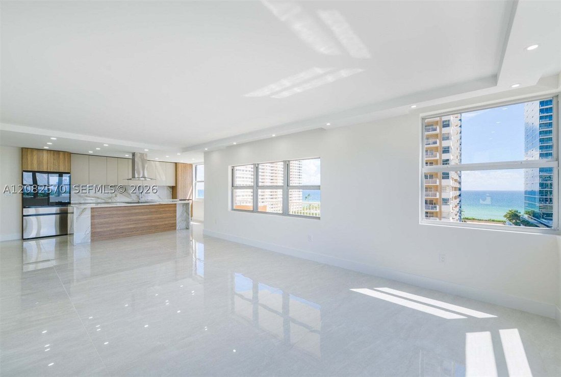 Condo in Hallandale Beach, Florida, United States 5 - 18896536