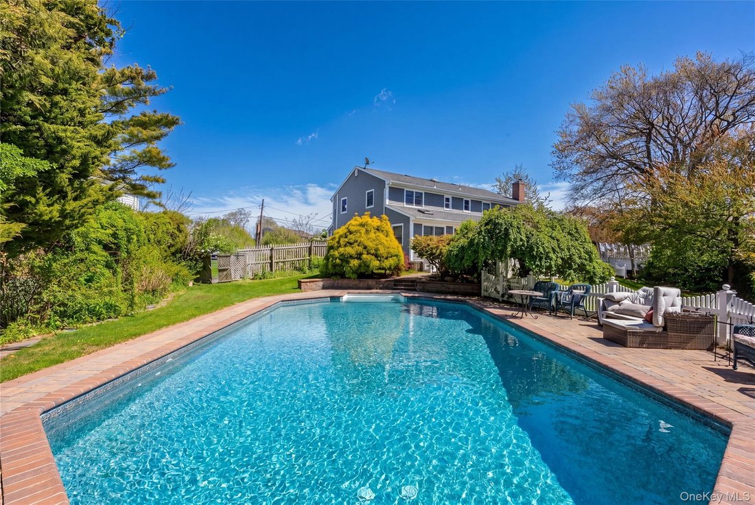 House in Yaphank, New York, United States 3 - 18909652