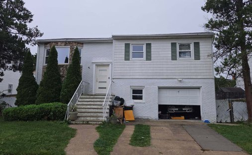 House in New York, New York, United States 1