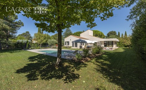House in Le Tholonet, Provence-Alpes-Côte d'Azur, France 1