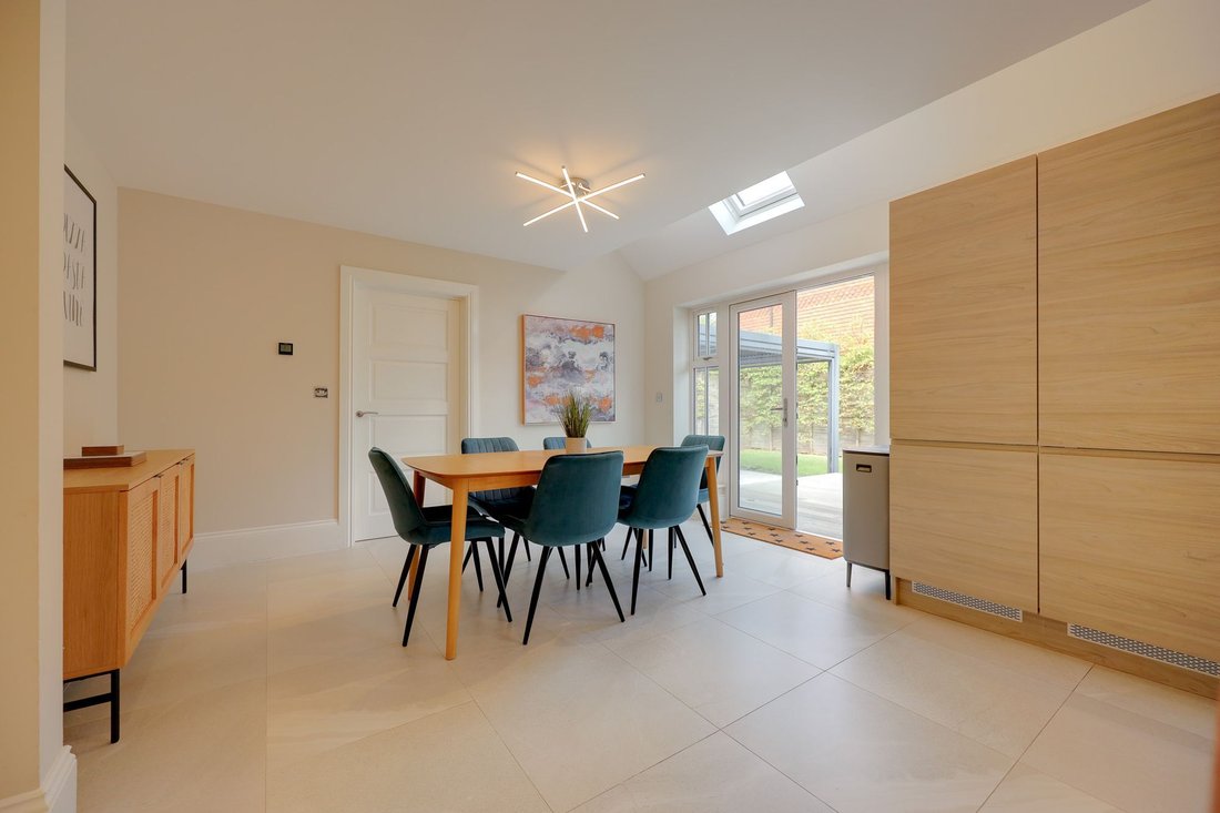 House in Burgess Hill, England 5 - 18907360