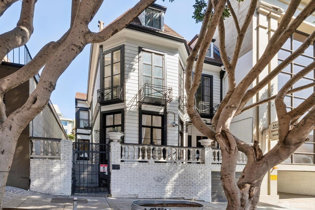 San Francisco, California, United States 1 - 18908619