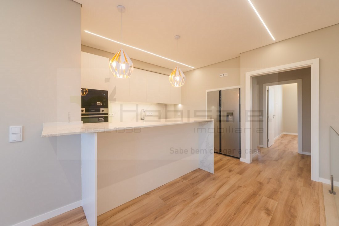 Wohnung in Carcavelos und Parede, Lissabon, Portugal 2 - 18916110