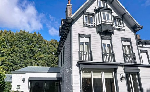 Maison à École-Beguinage, Saint-André-lez-Lille, France 1