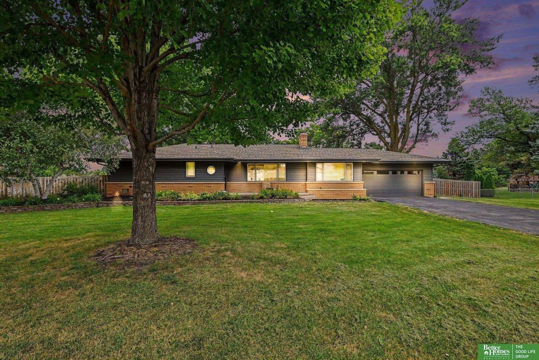 House in Omaha, Nebraska, United States 1 - 18854233