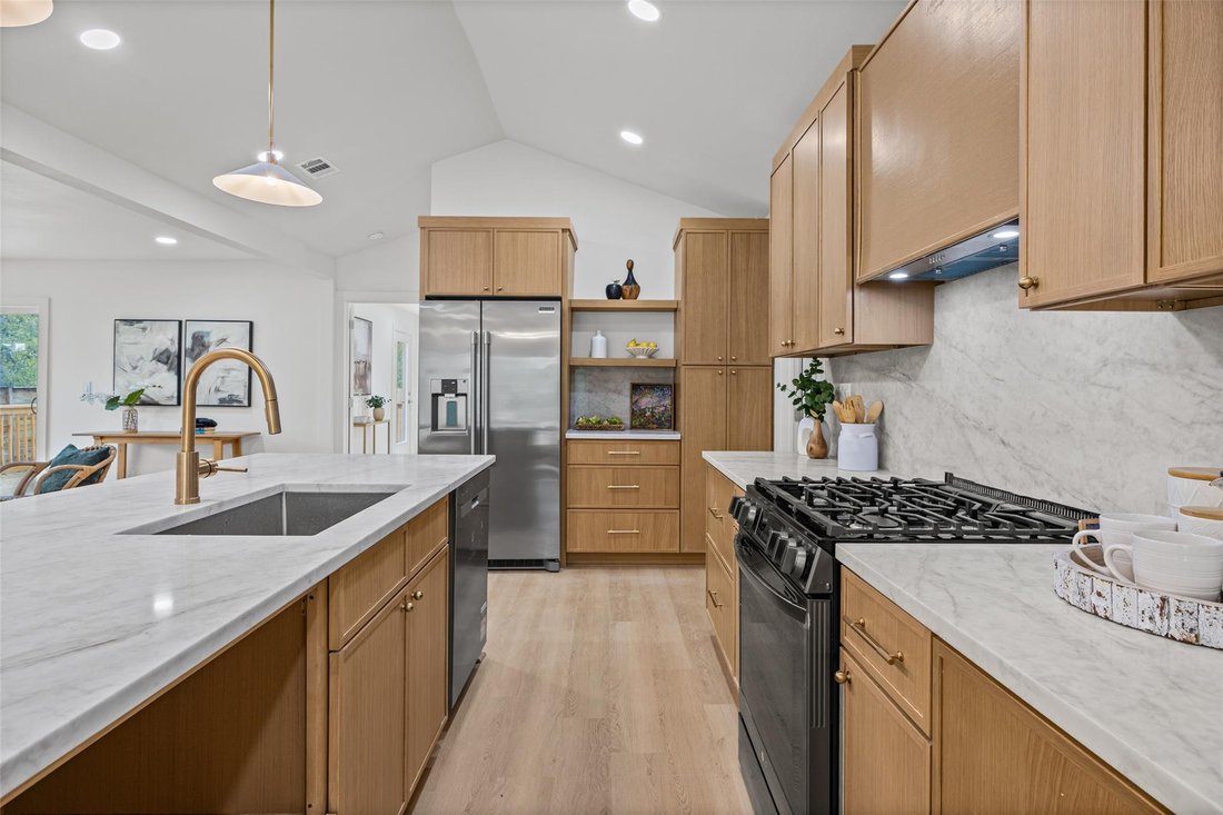 House in Austin, Texas, United States 4 - 18909381
