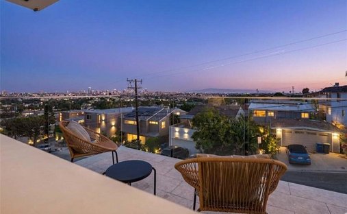 House in Signal Hill, California, United States 1