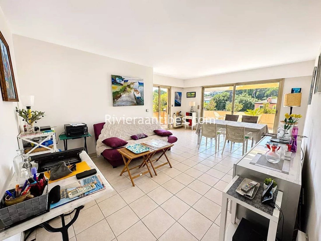 Appartamento a Les Bastides, Antibes, Francia 3 - 18526123