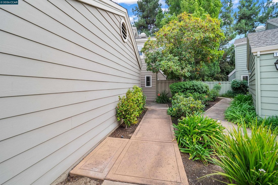 Condo in Walnut Creek, California, United States 3 - 18914271