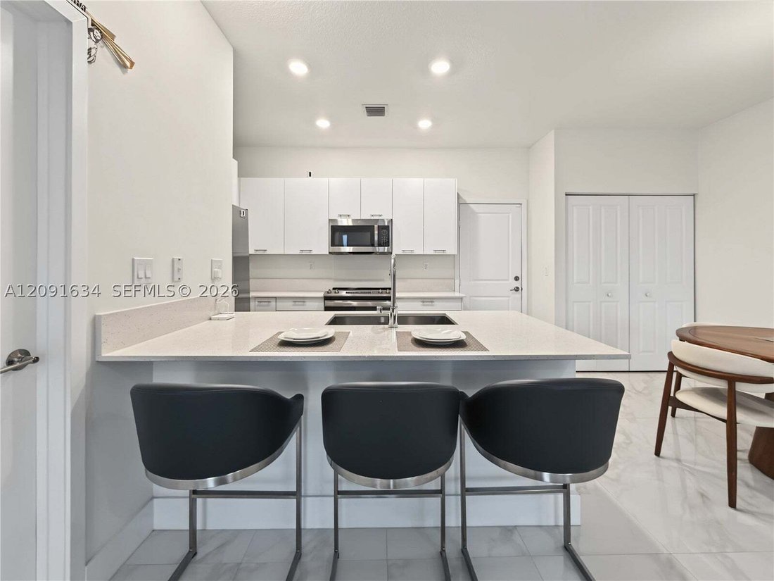 Residenza a Miami Springs, Florida, Stati Uniti 3 - 18909711