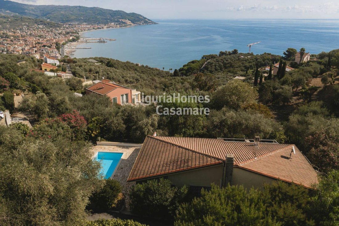 Villa in Diano Marina, Liguria, Italy 1 - 11297126