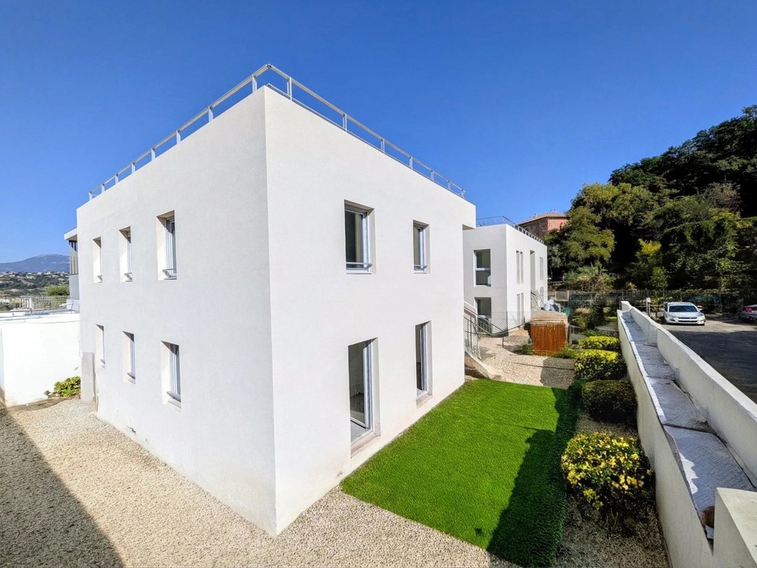 Wohnung in Nizza, Provence-Alpes-Côte d'Azur, Frankreich 3 - 18387748