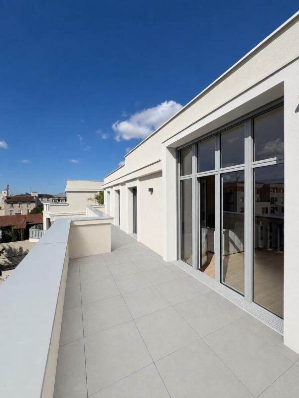 Apartment in Arrondissement of Bobigny, Ile-de-France, France 1 - 18907265
