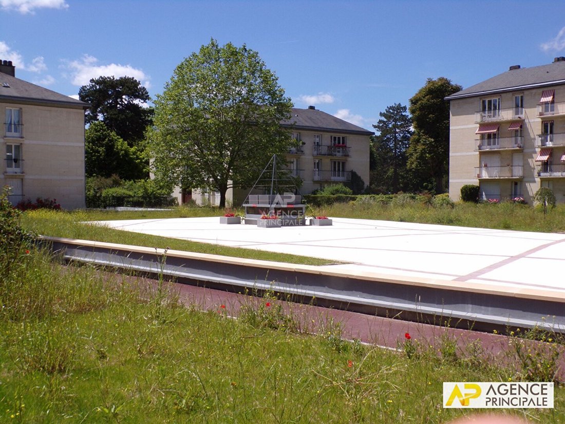 Apartment in Napoleon, Maisons-Laffitte, France 1 - 18916208