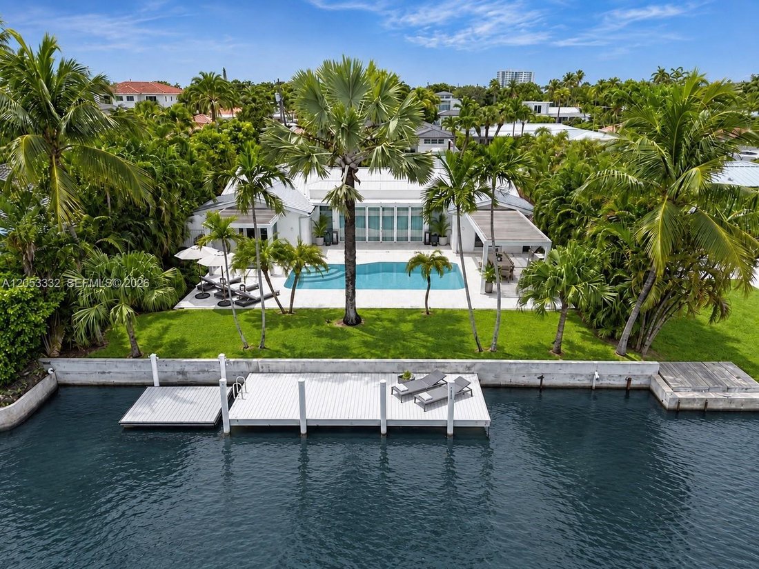 Maison à North Miami Beach, Floride, États-Unis 1 - 18724352