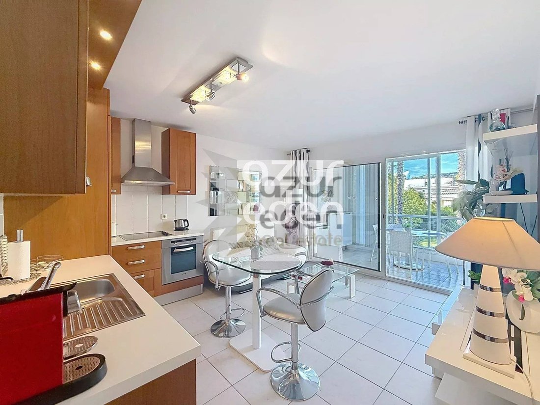 Apartment in Cannes, Provence-Alpes-Côte d'Azur, France 2 - 18907926