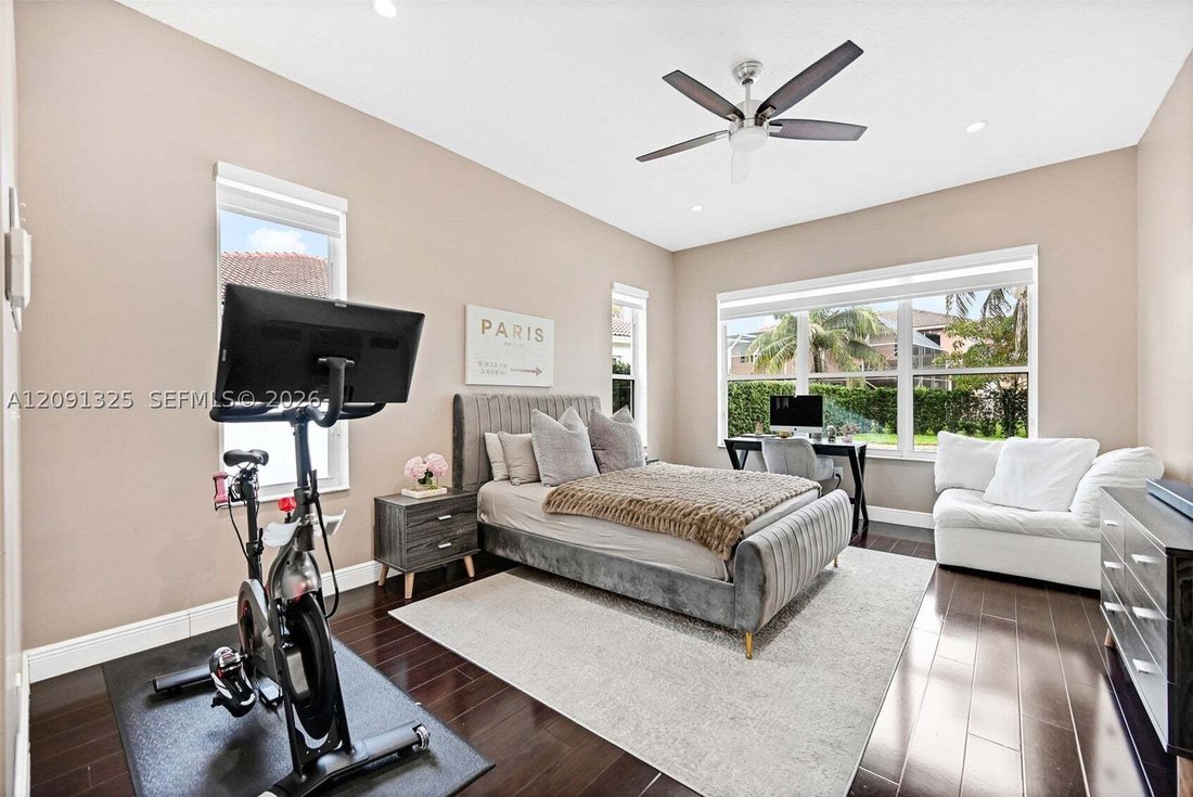 House in Miramar, Florida, United States 5 - 18909744