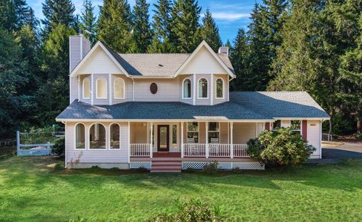 House in Graham, Washington, United States 1