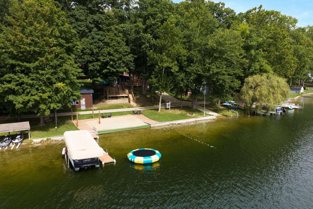 House in Allegan, Michigan, United States 5 - 18909947