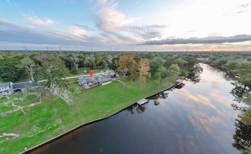 House in Brazoria, Texas, United States 1