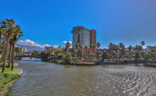 Penthouse in Century City, Blaauwberg, Cape Town 1