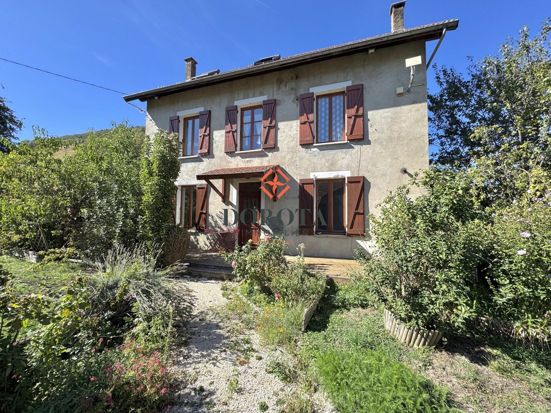House in Saint-Martin-d'Uriage, Auvergne-Rhône-Alpes, France 1 - 18912527