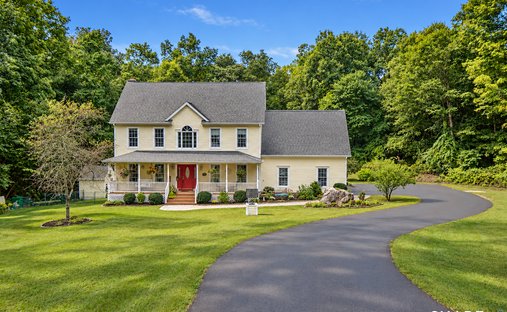 House in Andover, Connecticut, United States 1