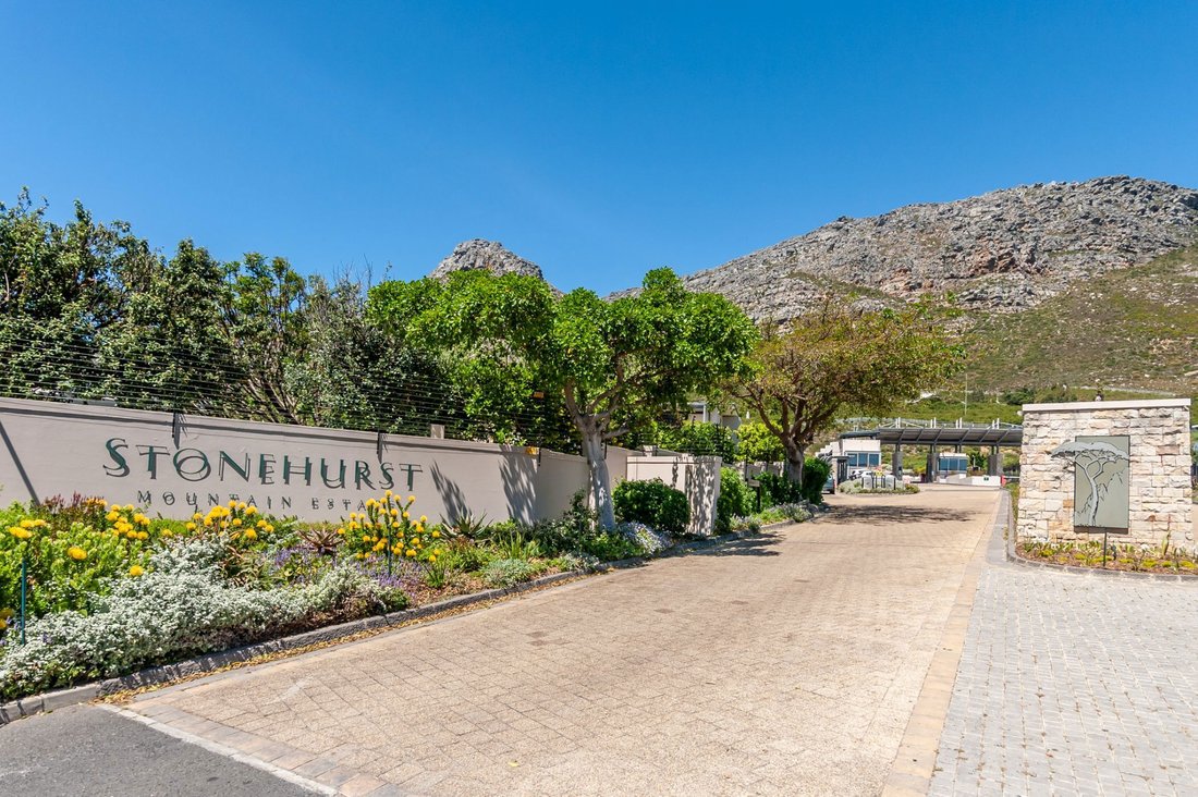 House in Westlake, Southern Suburbs, Cape Town 1 - 18909006