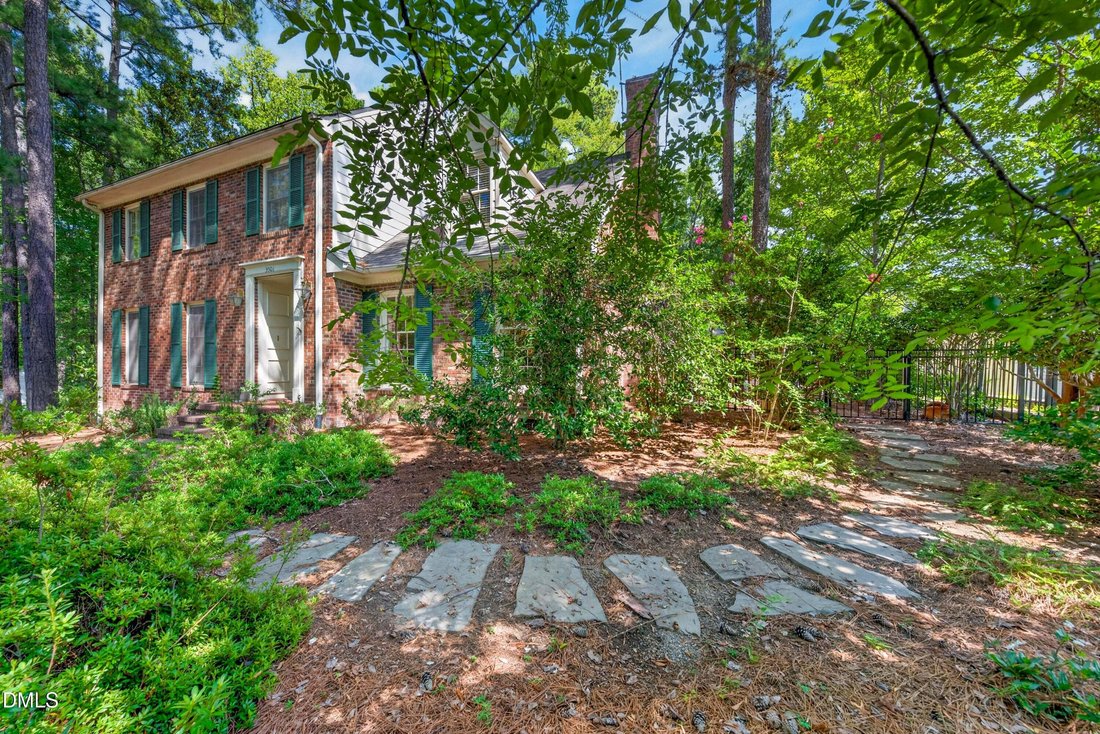 House in Chapel Hill, North Carolina, United States 2 - 18909687