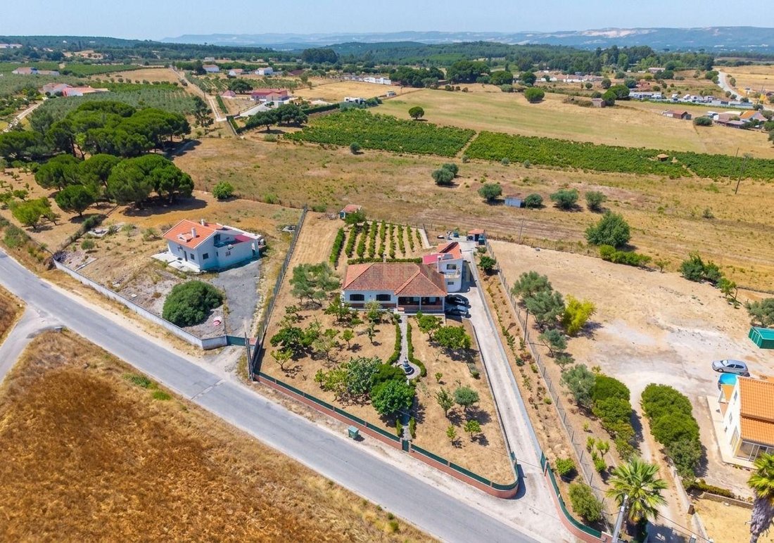Villa in Aveiras de Cima, Lisbon, Portugal 1 - 18664363