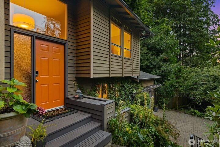 House in Sammamish, Washington, United States 2 - 18912776