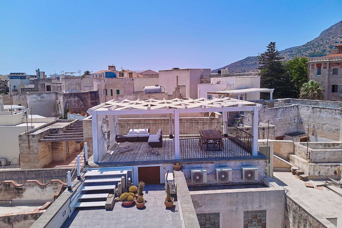 House in Favignana Island, Sicily, Italy 2 - 18905763
