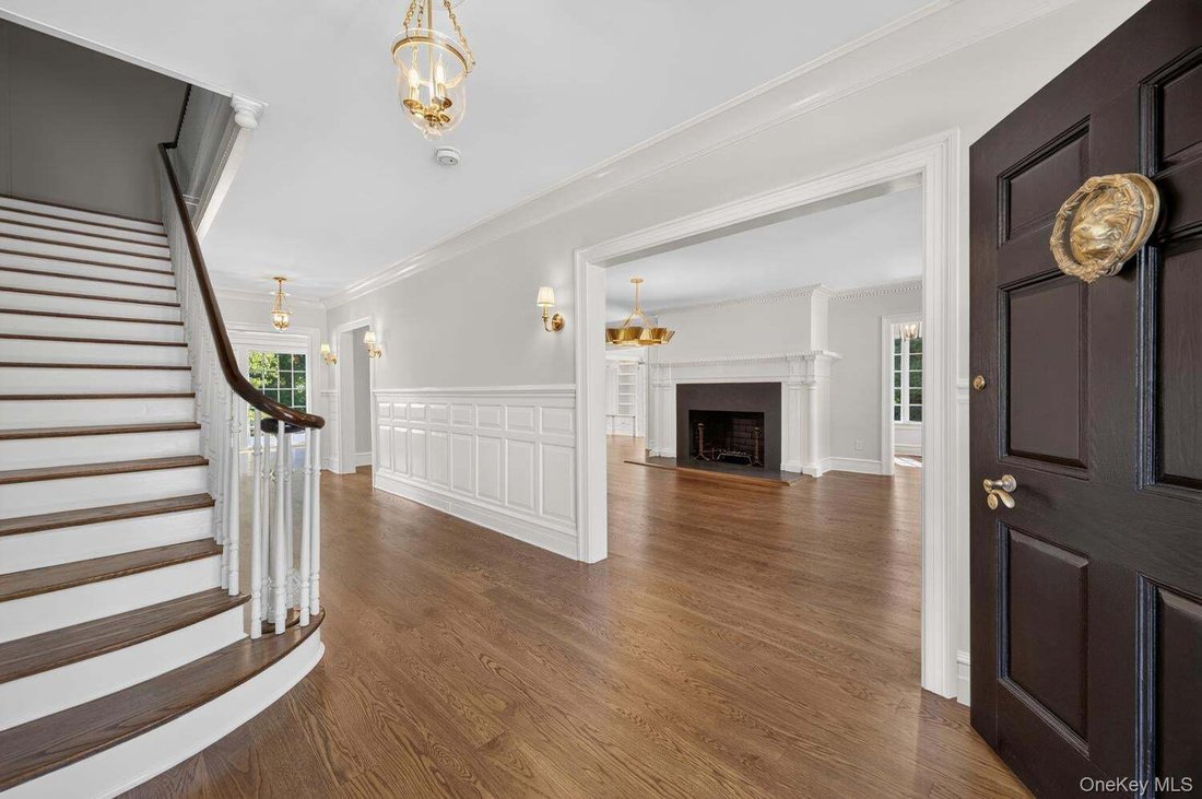 House in Manhasset, New York, United States 5 - 18902896