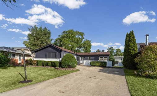 House in Des Plaines, Illinois, United States 1